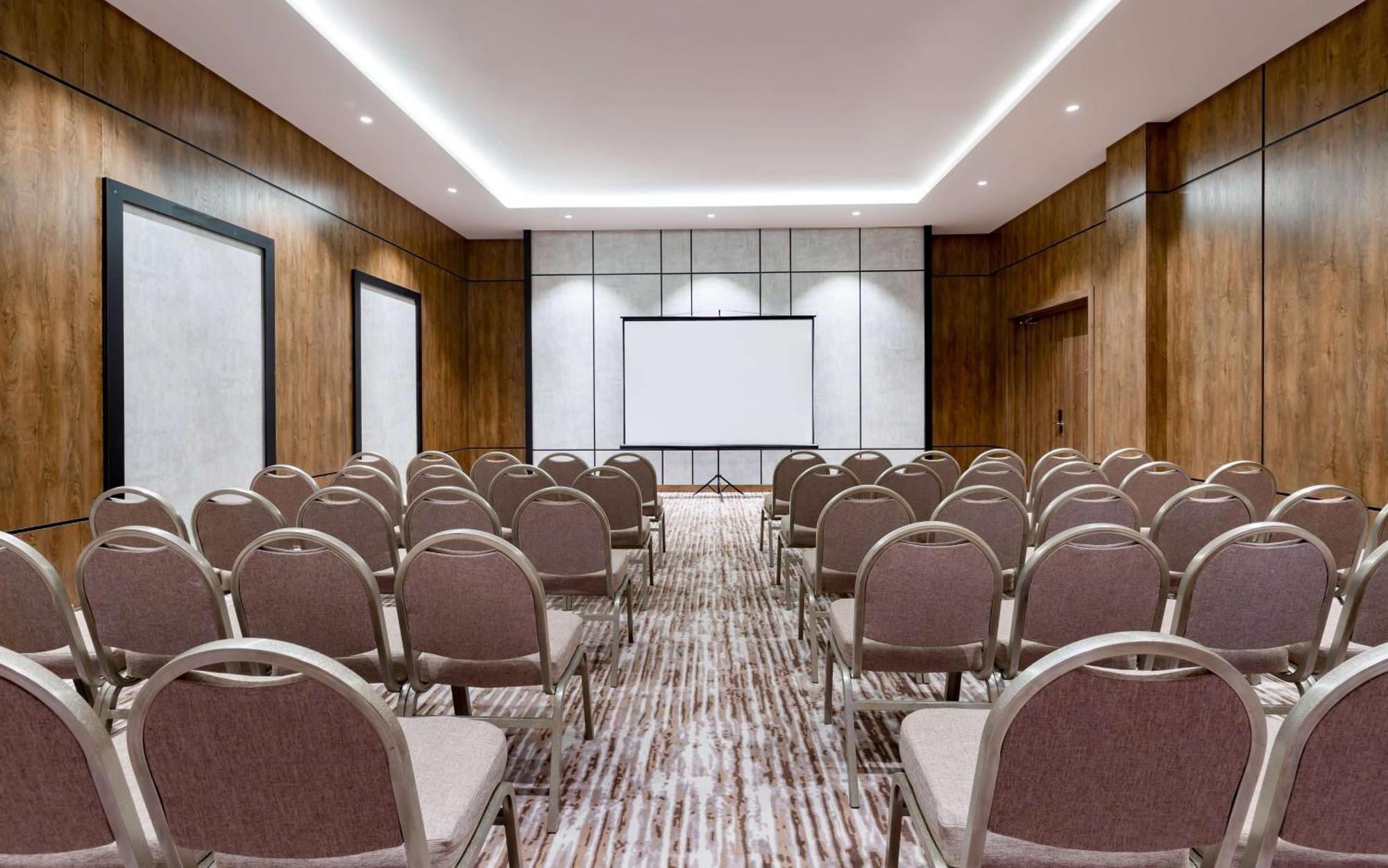 Hilton Garden Inn Semerkant Dış mekan fotoğraf